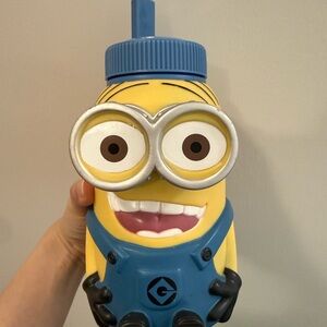 Minions Character Sipper Bottle - Yellow & Blue